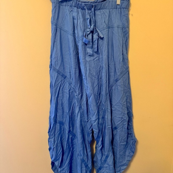 NWOT FP Movement Head Start Harem Pants - SZ M - COLOR : Costal blue - Picture 5 of 11